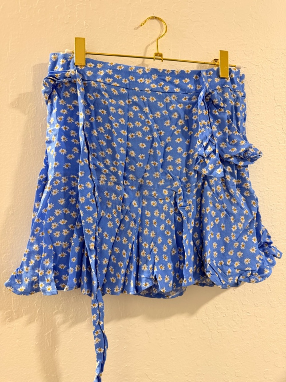 Zara Blue Daisy Wrap Skirt